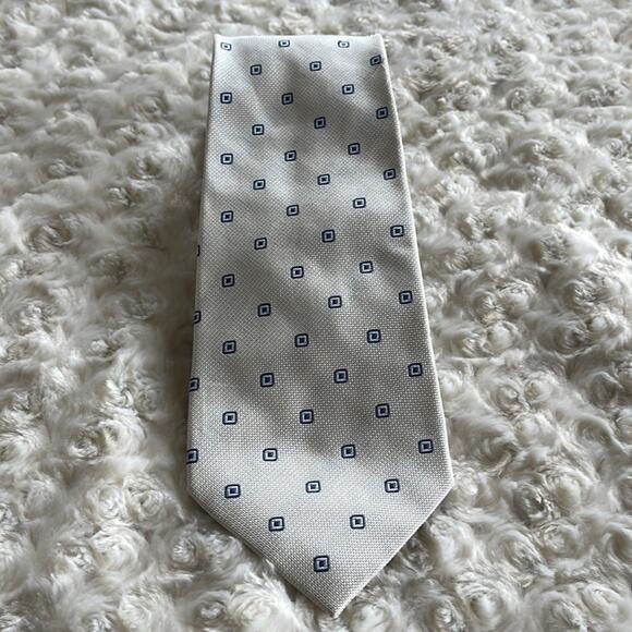 Pierre Cardin Paris Men’s Silk Tie Geometric Print Blue  White - Picture 1 of 8